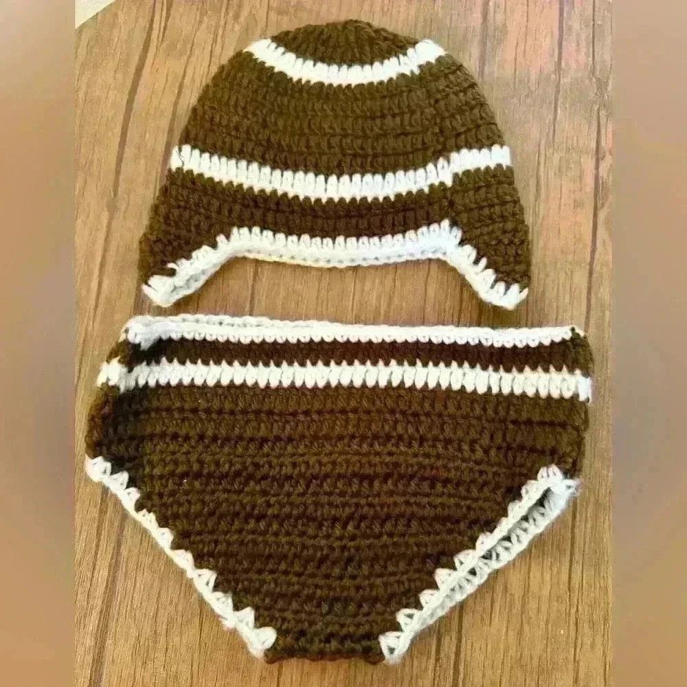 Baby 0-9 months football set. - Picture 2 of 4